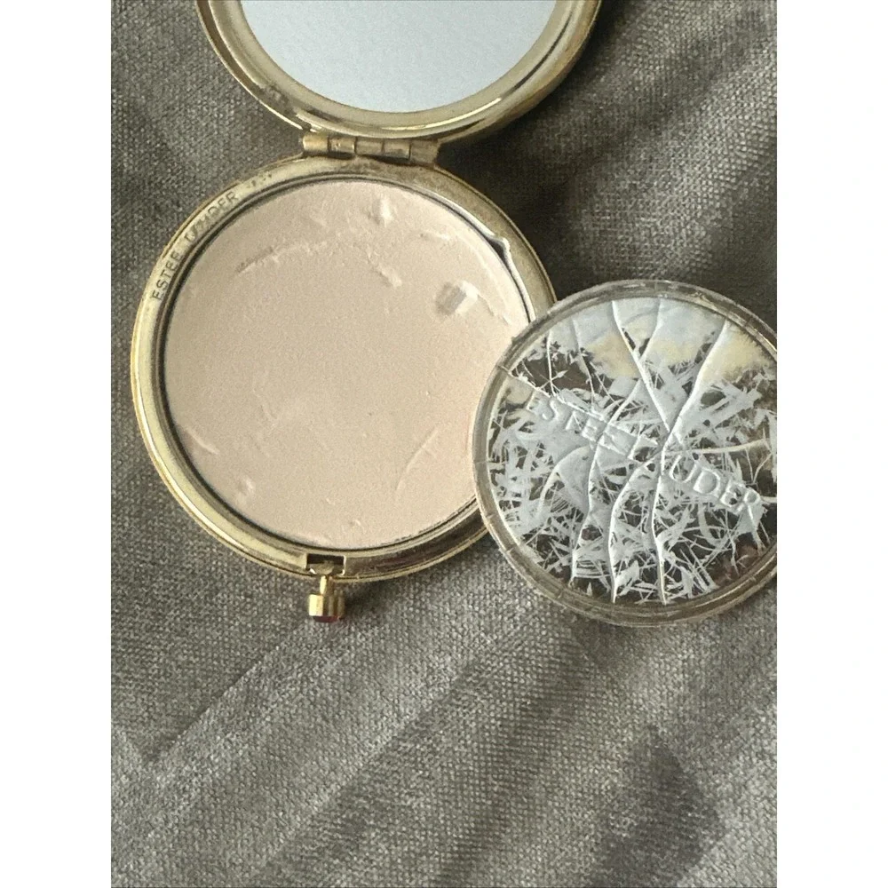 Vintage Estee Lauder January Angel Lucidity Compact Transparent 06 Powder‎ Gold